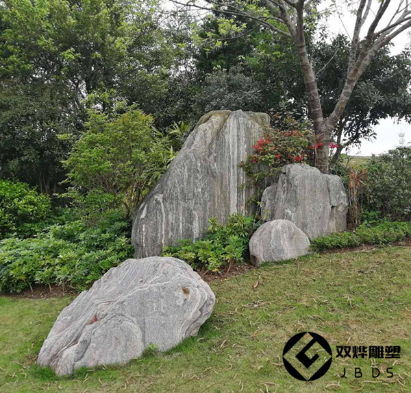 園林景觀石的全面介紹 臥石、立石、校園草地刻字石與假山石